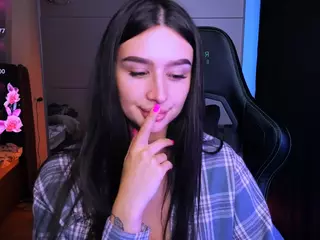veronica-larson's Live Sex Cam Show