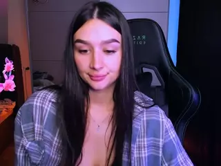 veronica-larson's Live Sex Cam Show