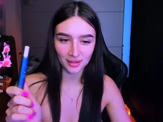 veronica-larson's Live Sex Cam Show