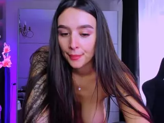 veronica-larson's Live Sex Cam Show