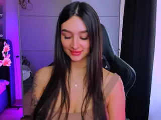 veronica-larson's Live Sex Cam Show