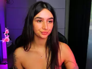 veronica-larson's Live Sex Cam Show