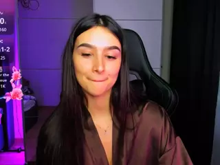 veronica-larson's Live Sex Cam Show