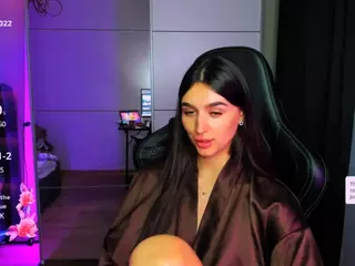 veronica-larson's Live Sex Cam Show