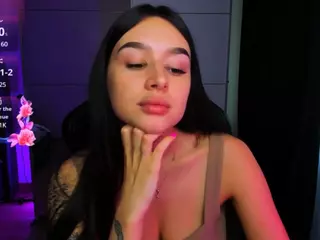 veronica-larson's Live Sex Cam Show