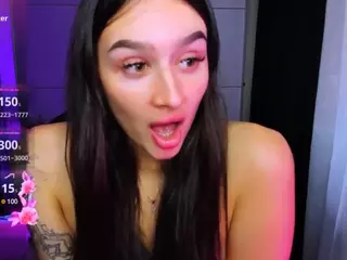 veronica-larson's Live Sex Cam Show