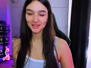veronica-larson's Live Sex Cam Show