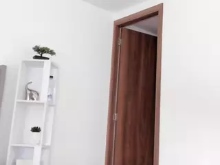 APRIL-ROSES's Live Sex Cam Show