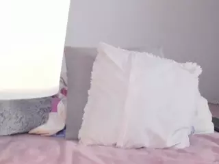 APRIL-ROSES's Live Sex Cam Show