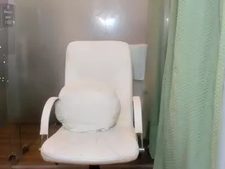 ayumilove's Live Sex Cam Show