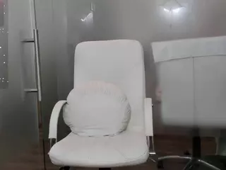 ayumilove's Live Sex Cam Show
