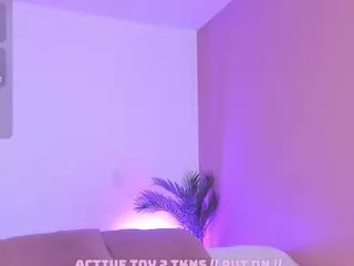 Powergirl Gwen's Live Sex Cam Show