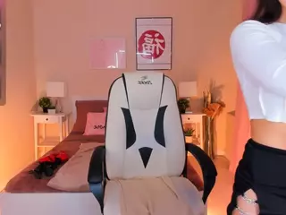 Helena Follow me's Live Sex Cam Show
