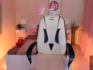 Helena Follow me's Live Sex Cam Show