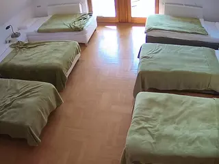 Julmodels Bedroom-D6's Live Sex Cam Show