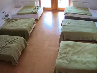 Julmodels Bedroom-D6's Live Sex Cam Show