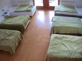 Julmodels Bedroom-D6's Live Sex Cam Show