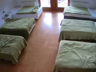 Julmodels Bedroom-D6's Live Sex Cam Show