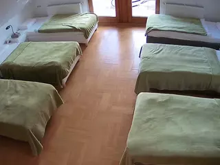 Julmodels Bedroom-D6's Live Sex Cam Show