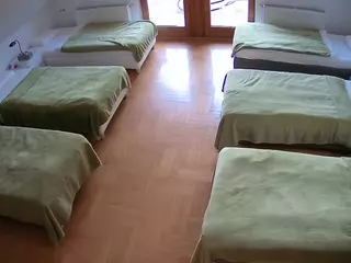 Julmodels Bedroom-D6's Live Sex Cam Show