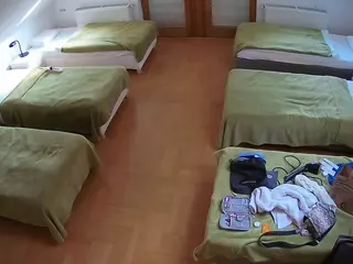 Julmodels Bedroom-D6's Live Sex Cam Show