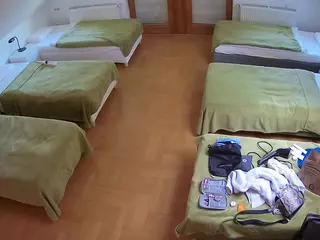 Julmodels Bedroom-D6's Live Sex Cam Show