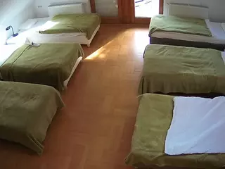 Julmodels Bedroom-D6's Live Sex Cam Show