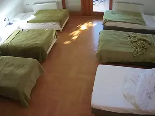 Julmodels Bedroom-D6's Live Sex Cam Show