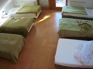 Julmodels Bedroom-D6's Live Sex Cam Show