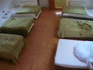 Julmodels Bedroom-D6's Live Sex Cam Show