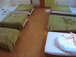 Julmodels Bedroom-D6's Live Sex Cam Show
