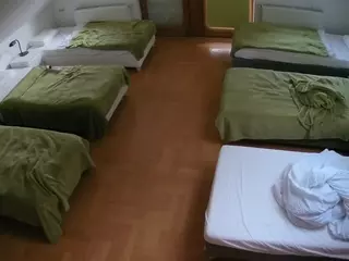 Julmodels Bedroom-D6's Live Sex Cam Show