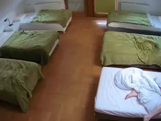 Julmodels Bedroom-D6's Live Sex Cam Show