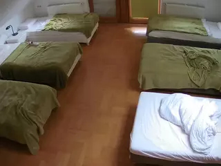 Julmodels Bedroom-D6's Live Sex Cam Show