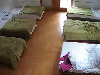 Julmodels Bedroom-D6's Live Sex Cam Show
