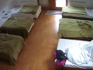 Julmodels Bedroom-D6's Live Sex Cam Show