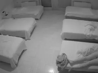 Julmodels Bedroom-D6's Live Sex Cam Show