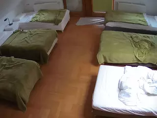 Julmodels Bedroom-D6's Live Sex Cam Show