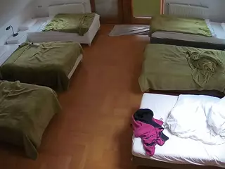 Julmodels Bedroom-D6's Live Sex Cam Show