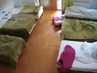 Julmodels Bedroom-D6's Live Sex Cam Show