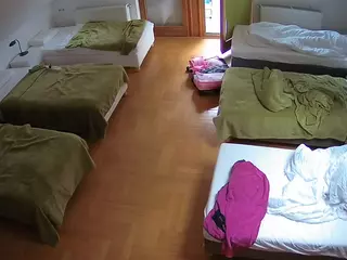 Julmodels Bedroom-D6's Live Sex Cam Show