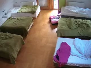 Julmodels Bedroom-D6's Live Sex Cam Show