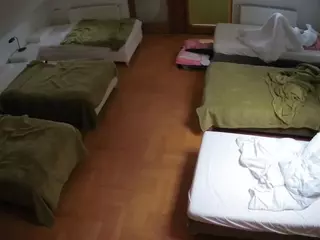 Julmodels Bedroom-D6's Live Sex Cam Show