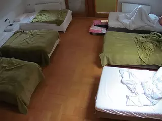 Julmodels Bedroom-D6's Live Sex Cam Show