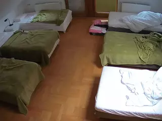Julmodels Bedroom-D6's Live Sex Cam Show