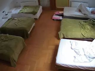 Julmodels Bedroom-D6's Live Sex Cam Show