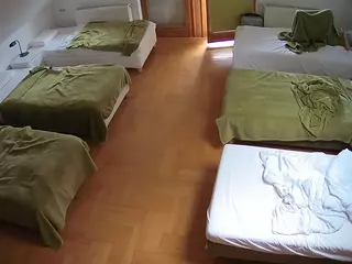 Julmodels Bedroom-D6's Live Sex Cam Show