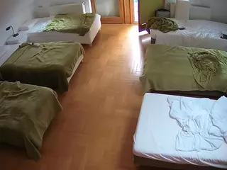 Julmodels Bedroom-D6's Live Sex Cam Show