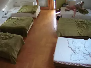 Julmodels Bedroom-D6's Live Sex Cam Show