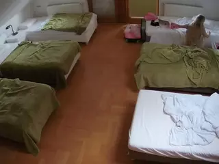 Julmodels Bedroom-D6's Live Sex Cam Show
